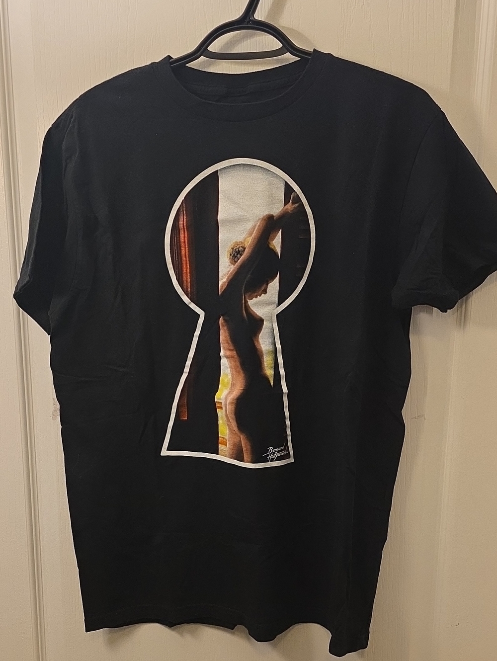 Black Graphic Keyhole Tee - Unbranded
